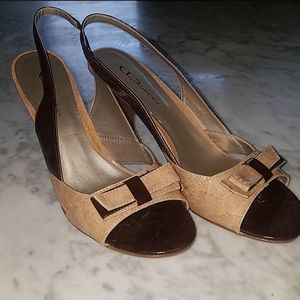 CL btw Laundry open to slingbacks